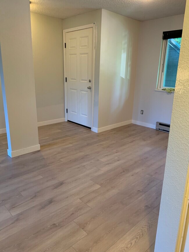 12632 NW Barnes Rd Unit 5, Portland, OR 97229 Condo for Rent in