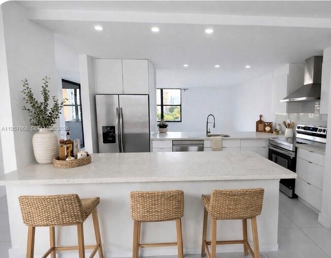 Foto del edificio - 20441 NE 30th Ave