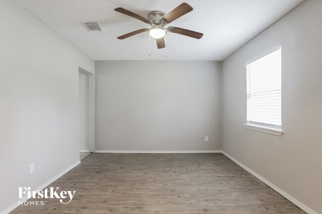 Foto del edificio - 3607 Dawnwood Dr