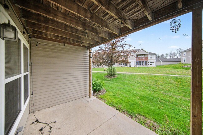 Foto del edificio - 1305 Millbrook Trail