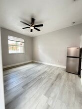 Building Photo - 6651 SW 158th Ct