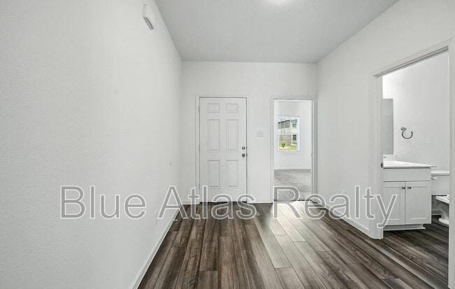 Foto del edificio - 13212 Ridings Dr