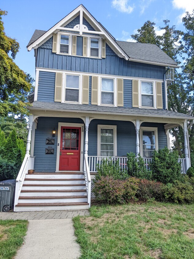 Primary Photo - 75 Early St