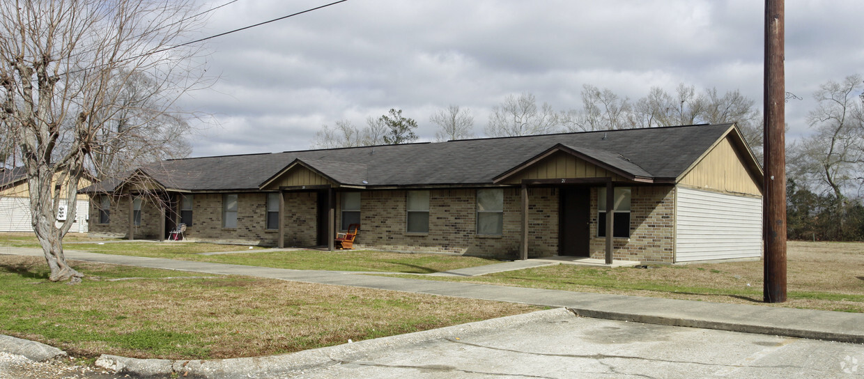 Primary Photo - Hammond Square Apartments