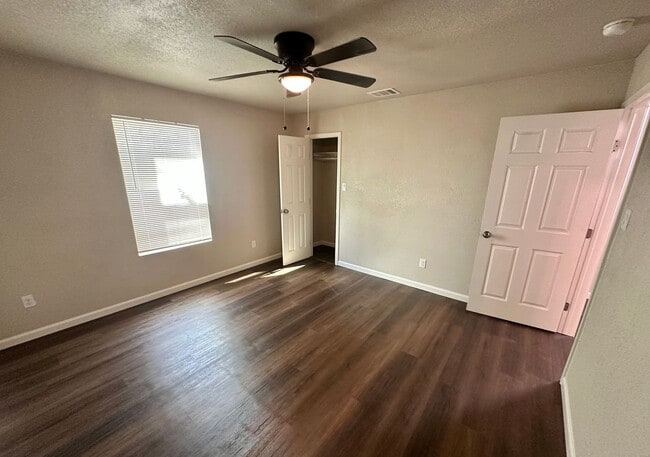 Building Photo - 1717 S 7th St