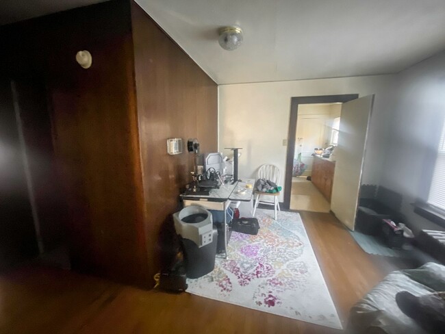 Foto del edificio - 708/710 N Chauncey Ave