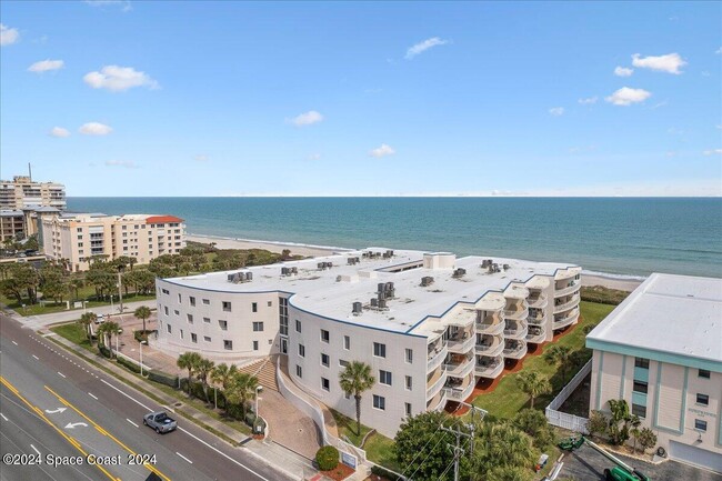 Foto del edificio - 601 N Miramar Ave