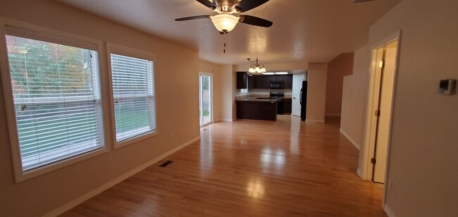 Building Photo - Coming Soon: Desirable South Boise 4-Bedro...