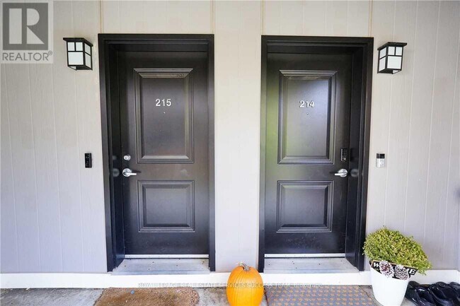 Photo du bâtiment - 1206 Main St E