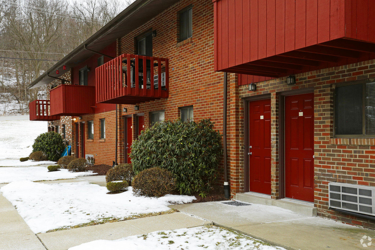 Building Photo - Hunter Gardens Apartments