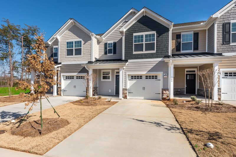 Foto principal - 308 Rodessa Ln