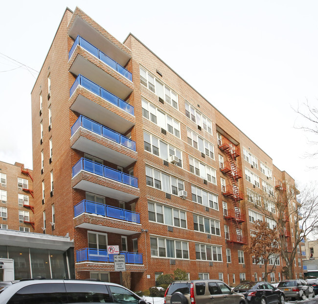 Building Photo - Argyle Hall