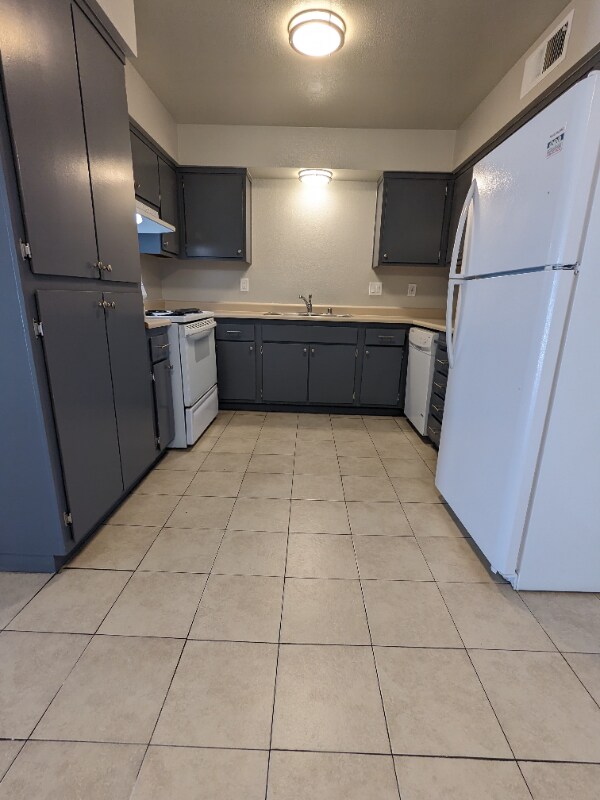 Foto del edificio - 815 N Peach Ave
