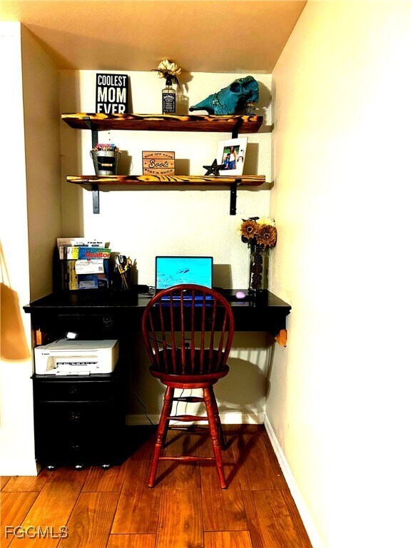 Foto del edificio - 9460 Ivy Brook Run