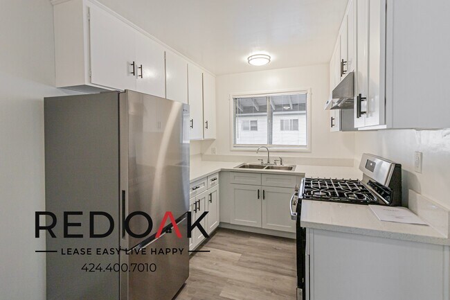 Foto del edificio - Bright and Welcoming One Bedroom with Air ...