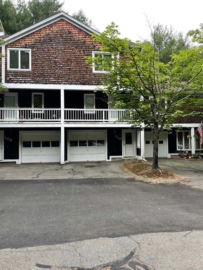 Building Photo - 110 Songbird Ln