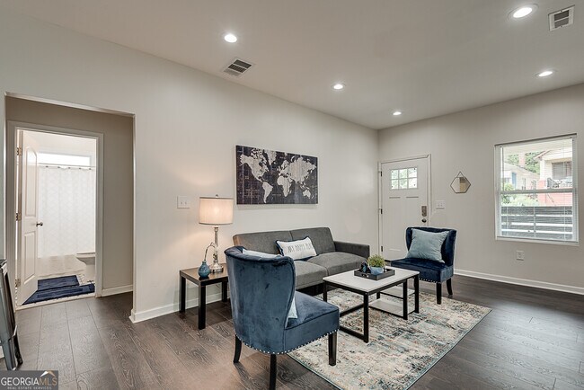 Foto del edificio - 996 Fair St SW
