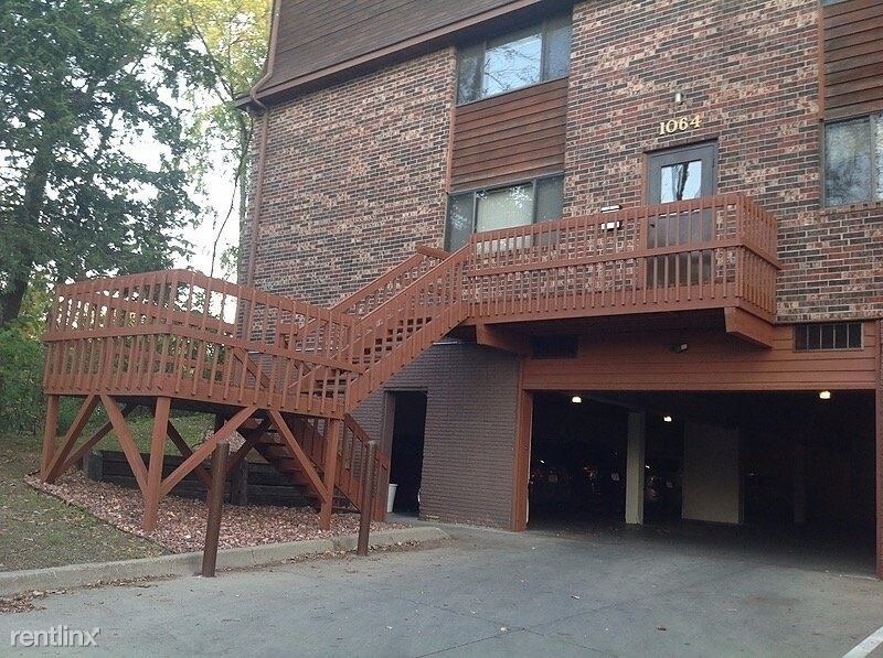 Primary Photo - 3 br, 1 bath Apartment - 1064 Newton Road