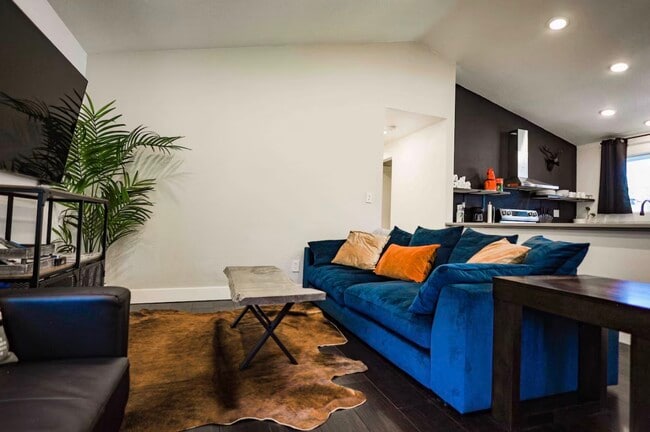 Foto del edificio - 4541 NE 19th Ave