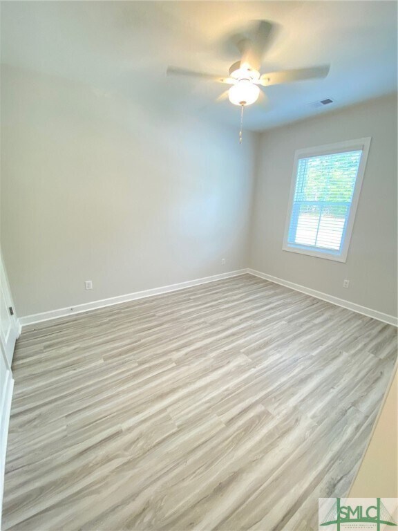 Building Photo - 123 Waterside Ln