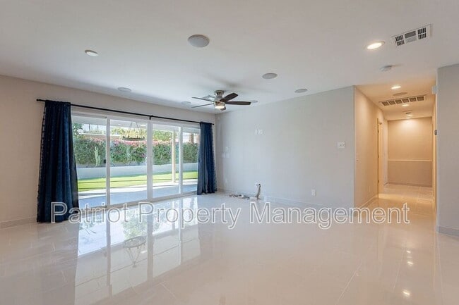 Foto del edificio - 5514 N 79th Pl
