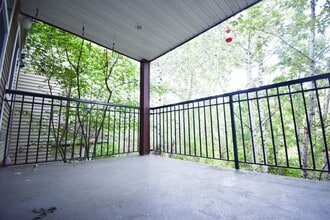 Building Photo - 730 NW 185th Ave