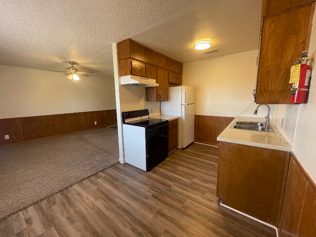 Foto del edificio - 1702 Kirk Ave