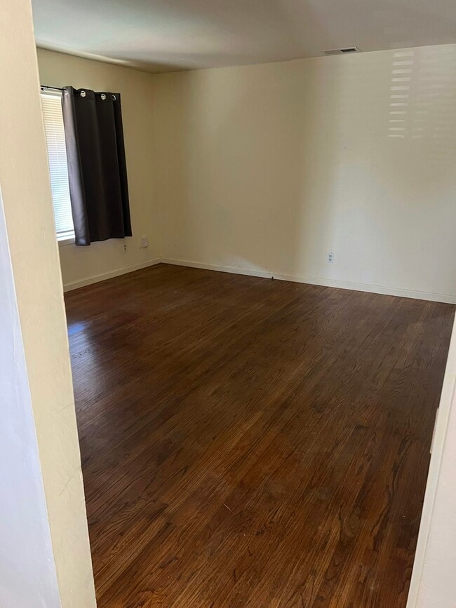 Building Photo - 1457 Inge Ct
