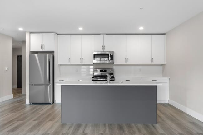 Building Photo - 1 Bedroom + Den Elation Suites - Plan B