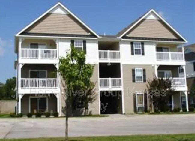 Foto del edificio - 8010 Drury Ave