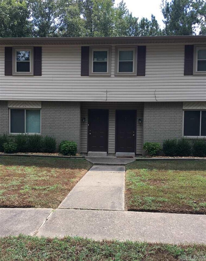 Primary Photo - 6115 Queensboro Dr