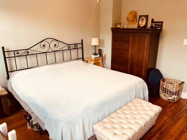 Primary Bed room 1 - 701 W 37th St
