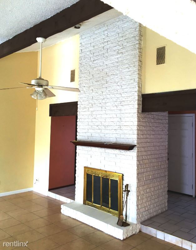 Foto del edificio - 3 br, 2 bath House - 8516 NW 88th Street,