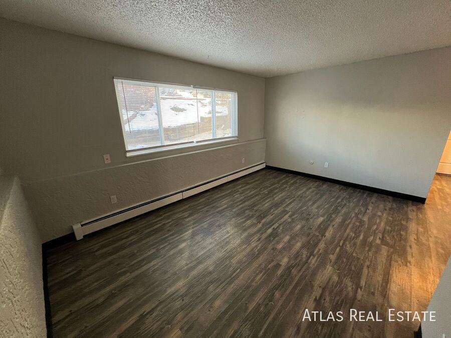 Photo - 415 Saint Vrain Place-102