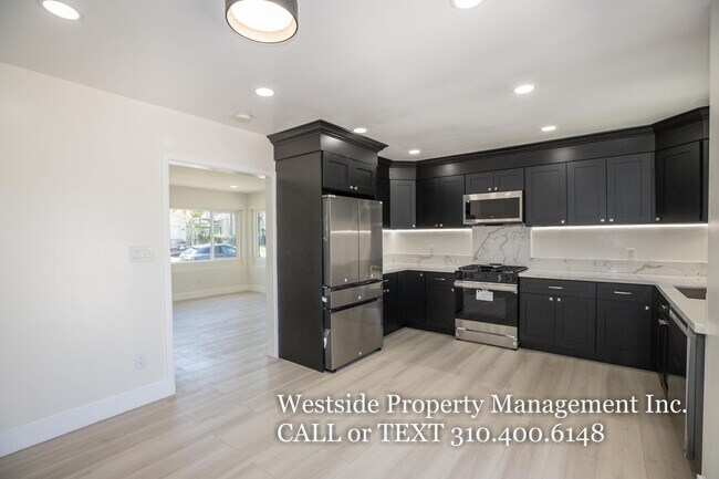 Foto del edificio - 5838-5840 S. Chariton Ave.