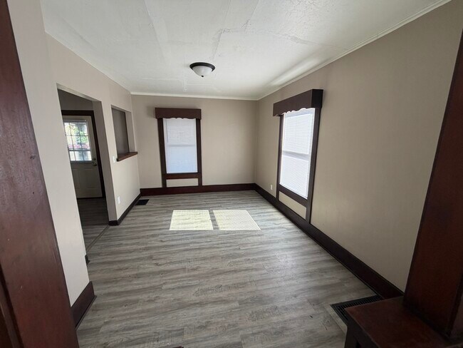 Foto del edificio - 757 Moore St