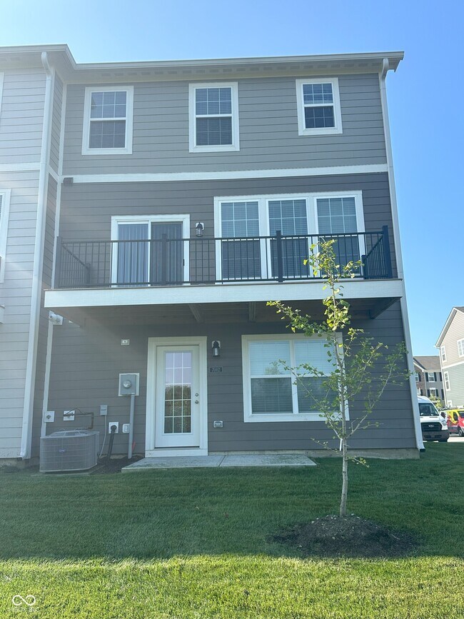 Building Photo - 7002 Sunstone Pl