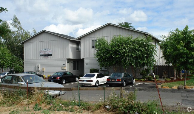Building Photo - Denver Court Townhomes