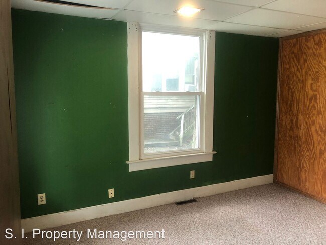 Foto del edificio - 5 br, 2 bath House - 318 W. Walnut