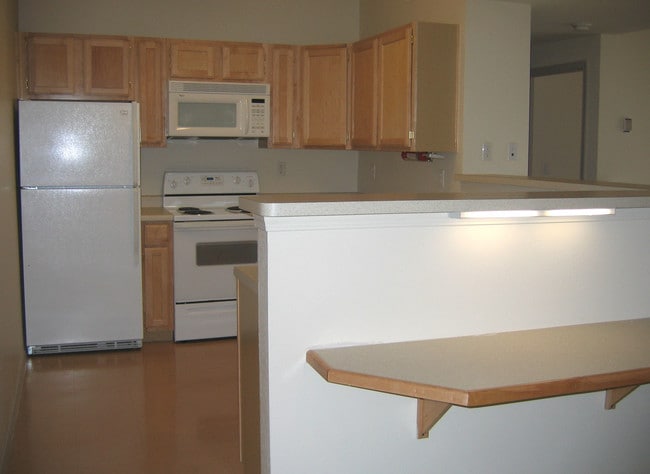 Building Photo - Canyon Village Los Alamos