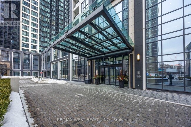 Photo du bâtiment - 7 Mabelle Ave