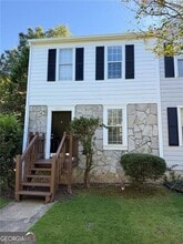 Building Photo - 1851 Grant Ct