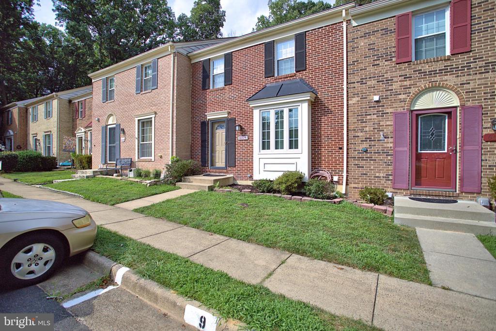 Building Photo - 6009 Heathwick Ct