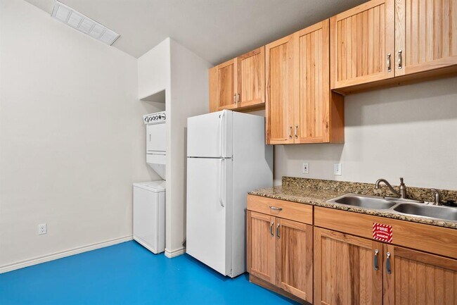 Foto del edificio - 109 Gillespie Ln