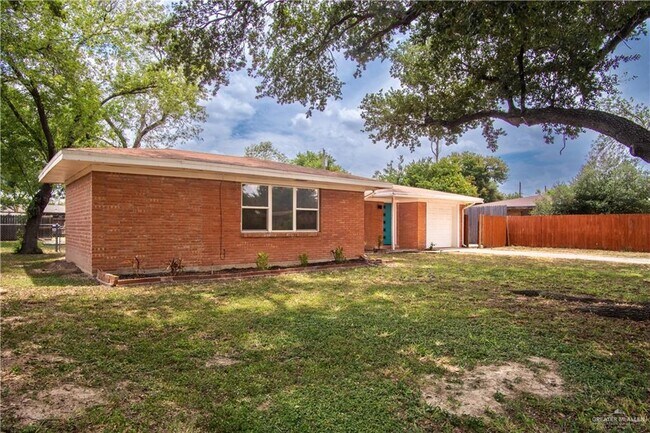 Foto del edificio - 619 Highland Ave
