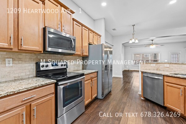 Foto del edificio - 1209 Heartwood Ave