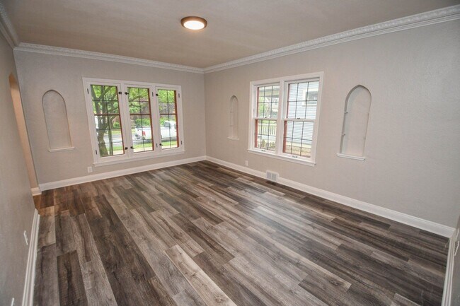Foto del edificio - 3151 S Quincy Ave