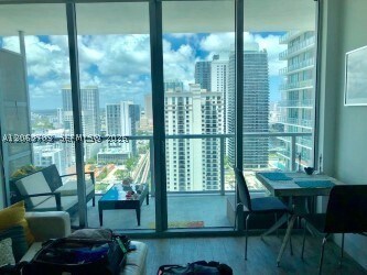 Foto del edificio - 79 SW 12th St