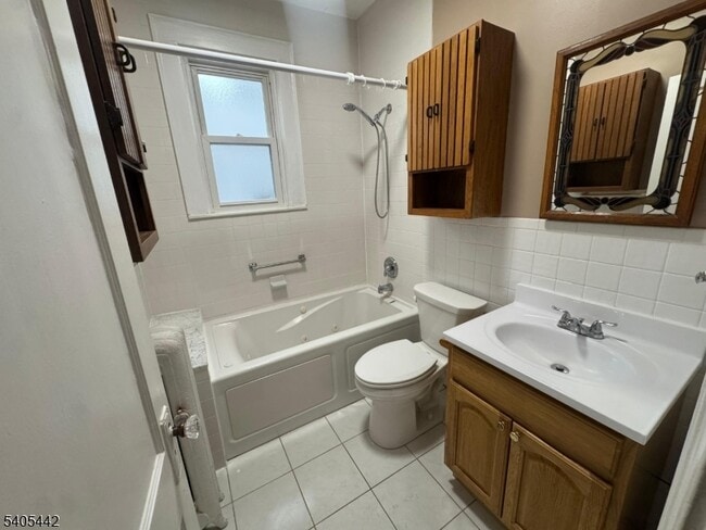 Foto del edificio - 742 Pennington St