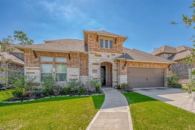 Building Photo - 12902 Sierra National Dr